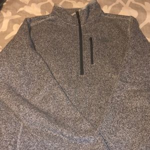 North face pullover